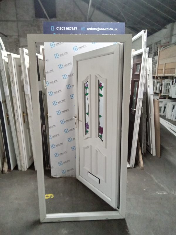 Used White Upvc Front Door 1015mm x 2060mm 0542 - Image 2