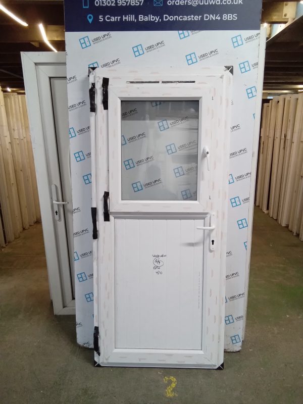 Brand new White Upvc Stable Door 880mm x 1975mm C2011 - Image 2