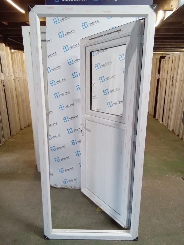 Brand new White Upvc Stable Door 880mm x 1975mm C2011 - Image 6