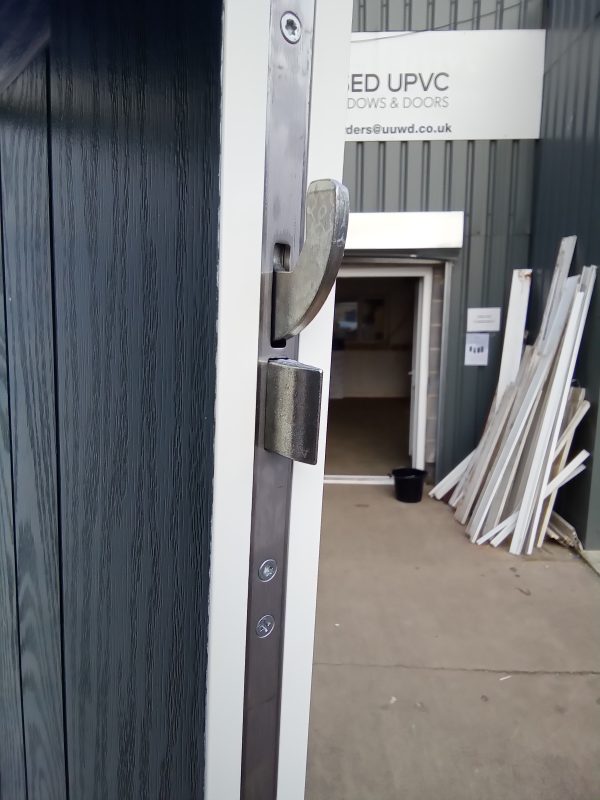 Brand new green on white composite door 980mm x 2060mm COMP11 - Image 4