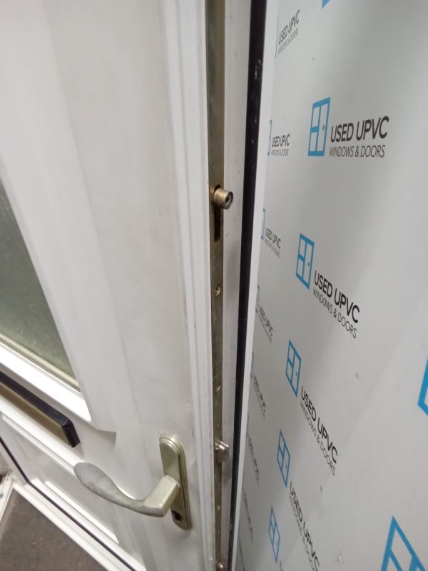 Used White Upvc Front Door 900mm x 2030mm 0538 - Image 4
