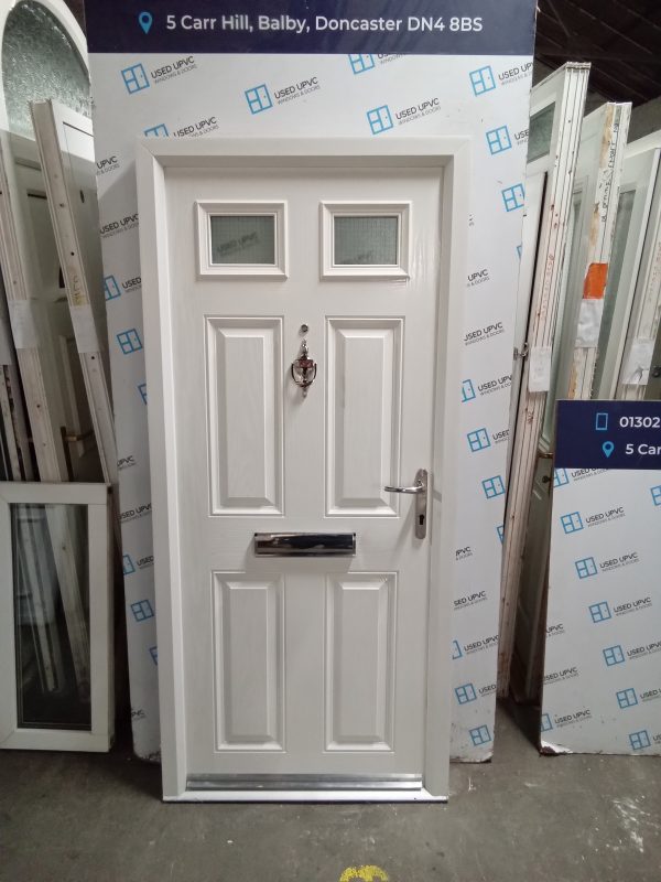 Used White Composite fire Front Door 900mm x 1955mm 0017