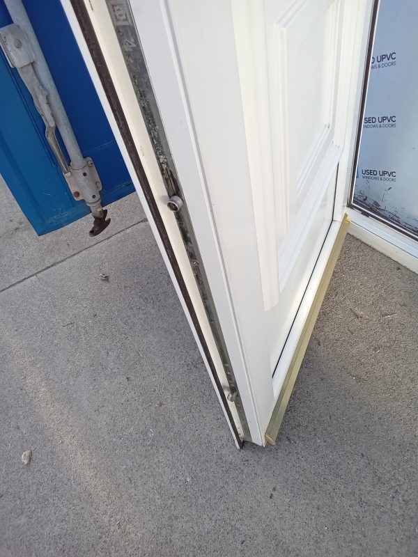 Used White Upvc Front Door 840mm x 2070mm C9D11 - Image 2