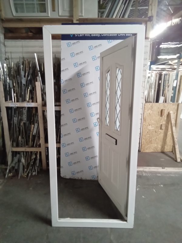 Used White Upvc Front Door 900mm x 2055mm 0480 - Image 5