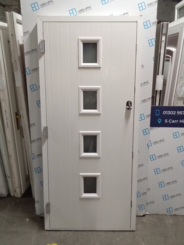 Used red Composite Front Door 920mm x 2050mm 0755 - Image 2