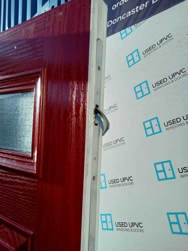 Used red on white composite front door 905mm x 2000mm C8D13 - Image 4