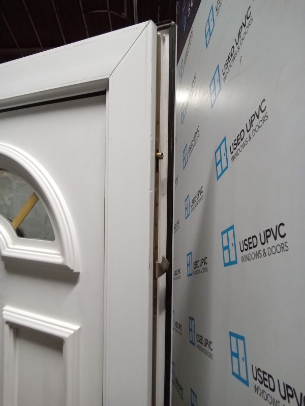 Used White Upvc Front Door 905mm x 2070mm 0157 - Image 5