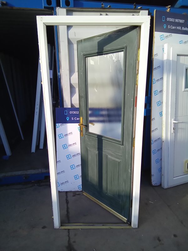 Used green composite back door 920mm x 2090mm C8D36 - Image 5