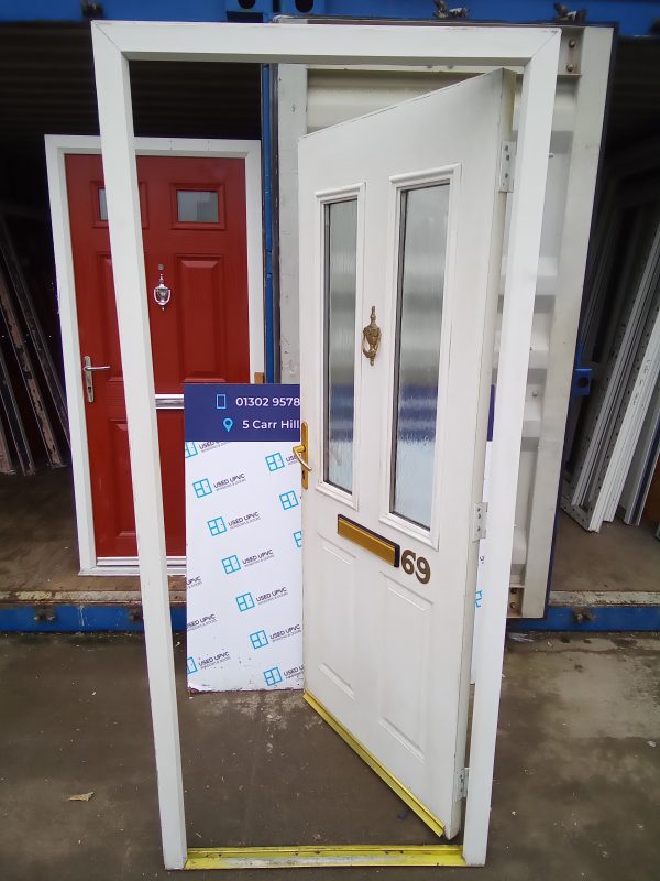 Used White Composite Front Door 900mm x 2075mm C3D2 - Image 5