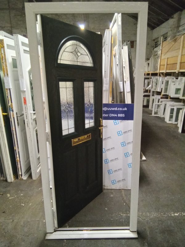 Used Dark Green Composite Front Door 920mm x 2090mm 0331 - Image 4