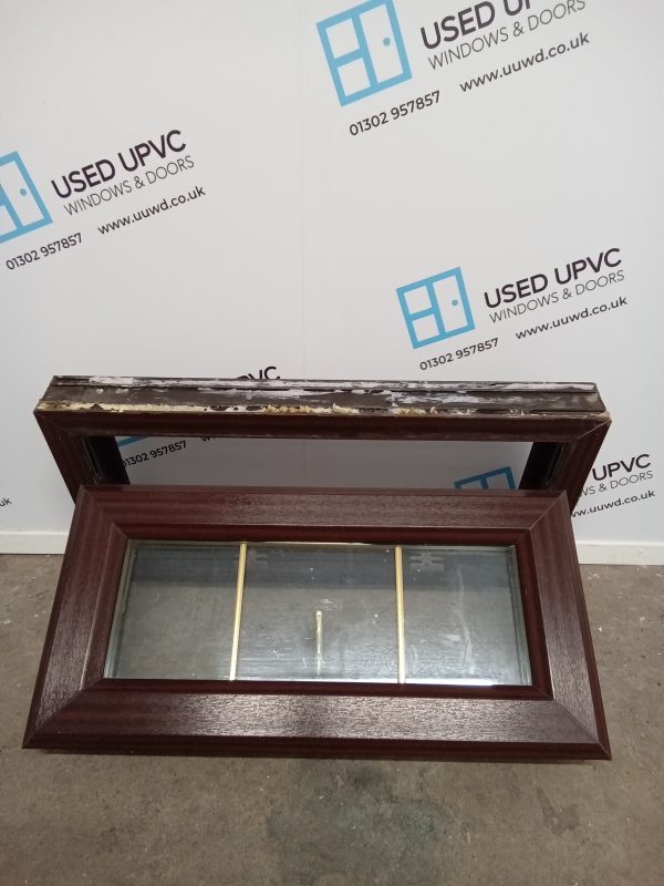 Used Woodgrain Upvc Window 700mm x 365mm W0348 - Image 3