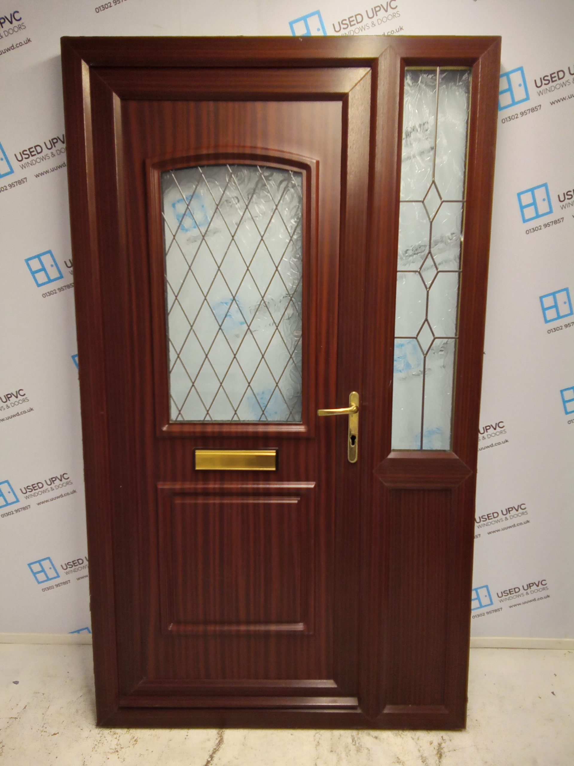 Used Woodgrain Upvc Front Door And Side 1190mm x 2055mm DS0051 | Used ...