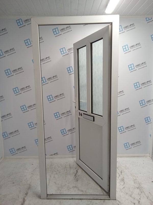 Used White Upvc Front Door 900mm x 2050mm 0034 - Image 6