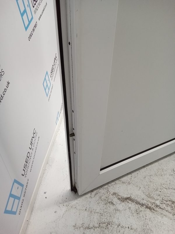 Used White Upvc Front Door 900mm x 2050mm 0034 - Image 3