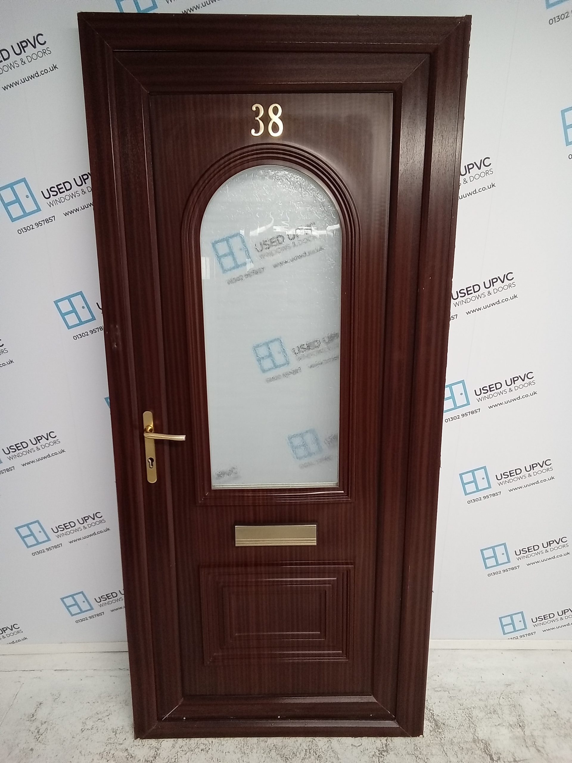 Used Woodgrain Upvc Front Door 930mm x 2065mm (reduce to 915mm) 0218 ...