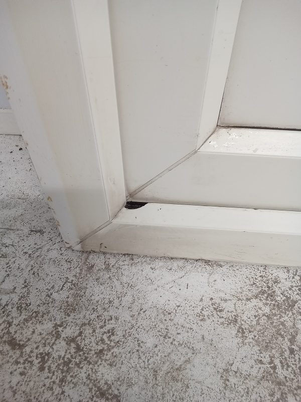 Used White Upvc Front Door 970mm x 2040mm 0272 - Image 7