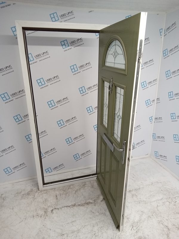 Used Olive Green Composite Front Door 975mm x 2130mm (reduce to 950mm) 0260 - Image 3