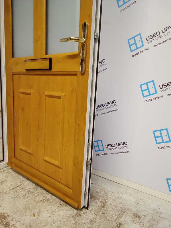 Used Irish Oak Upvc Front Door 945mm x 2065mm 0434 - Image 5