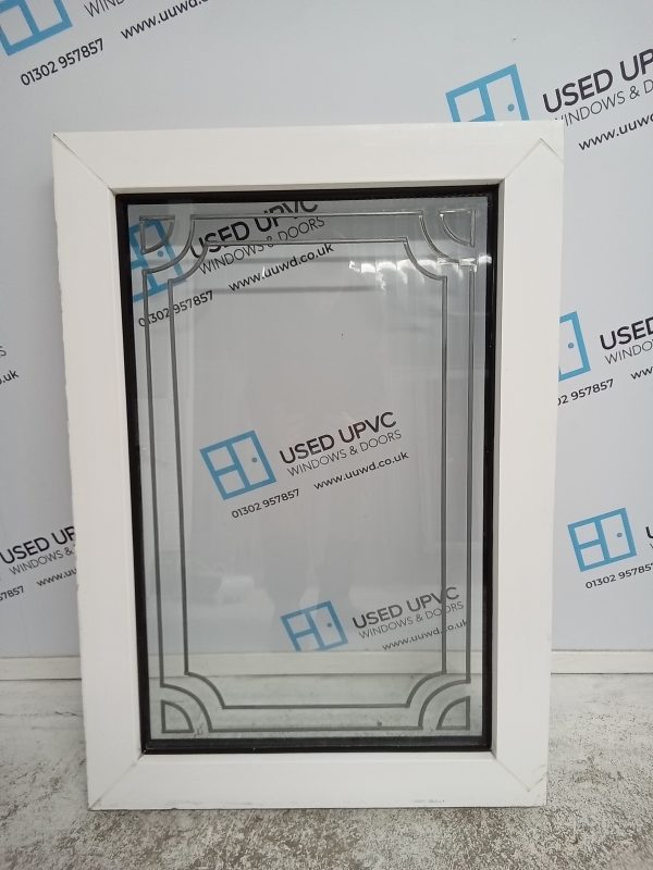 Used White Upvc Window 615mm x 875mm W0148