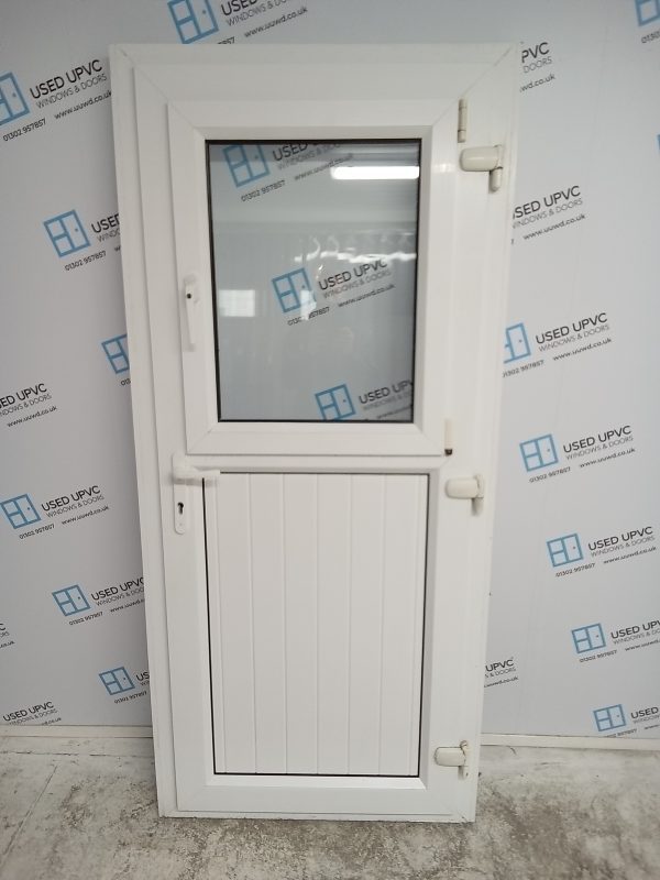 Used White Upvc Stable Back Door 930mm x 2055mm (reduce to 900mm) 0352 - Image 2