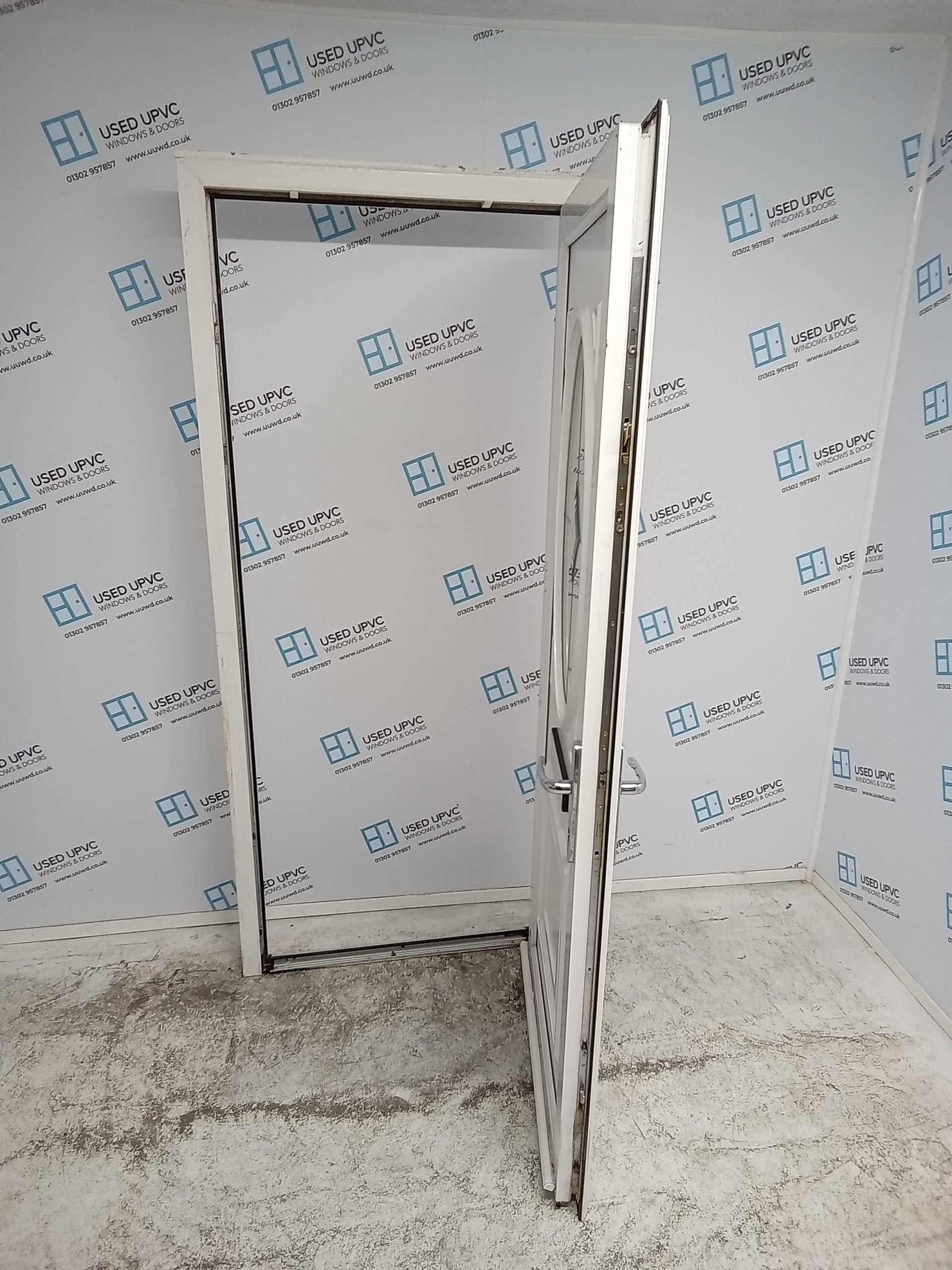 Used White Upvc Front Door 915mm x 2055mm (reduce to 900mm x 2040mm ...