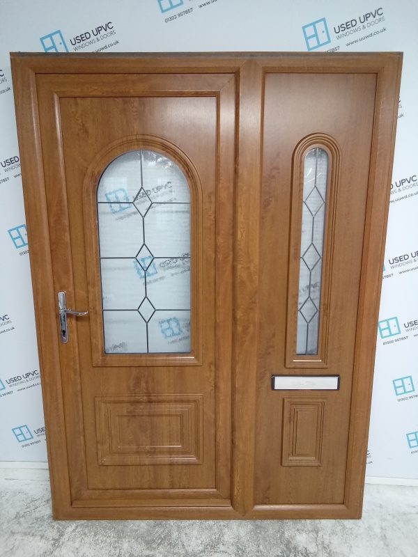 Used Oak Upvc Front Door And Side Panel 1490mm x 2065mm (reduce to 1460mm) DS011