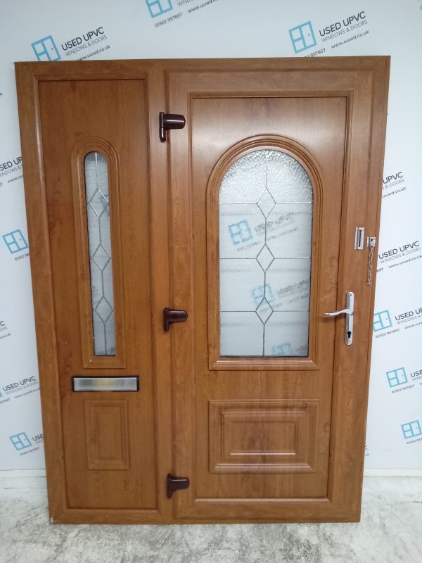 Used Oak Upvc Front Door And Side Panel 1490mm x 2065mm (reduce to 1460mm) DS011 - Image 2