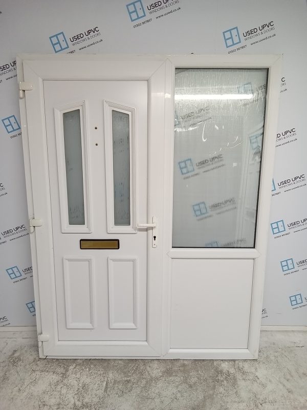 Used White Upvc Front Door And Side Panel 1585mm x 2050mm DS012 - Image 2