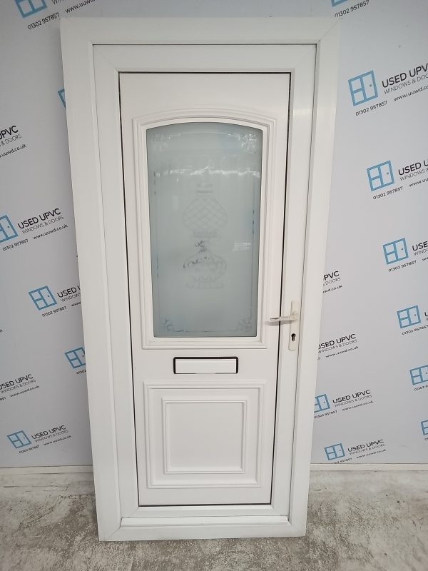 Used White Upvc front Door 920mm x 2060mm (reduce to 895mm) 0210