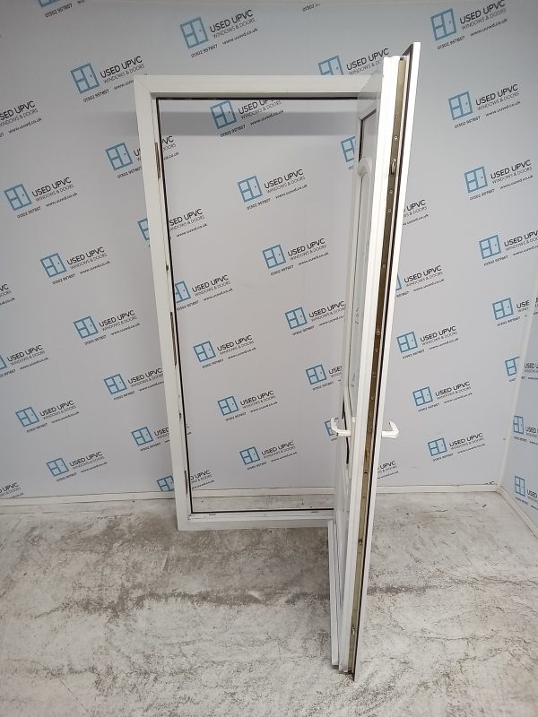 Used White Upvc front Door 920mm x 2060mm (reduce to 895mm) 0210 - Image 3