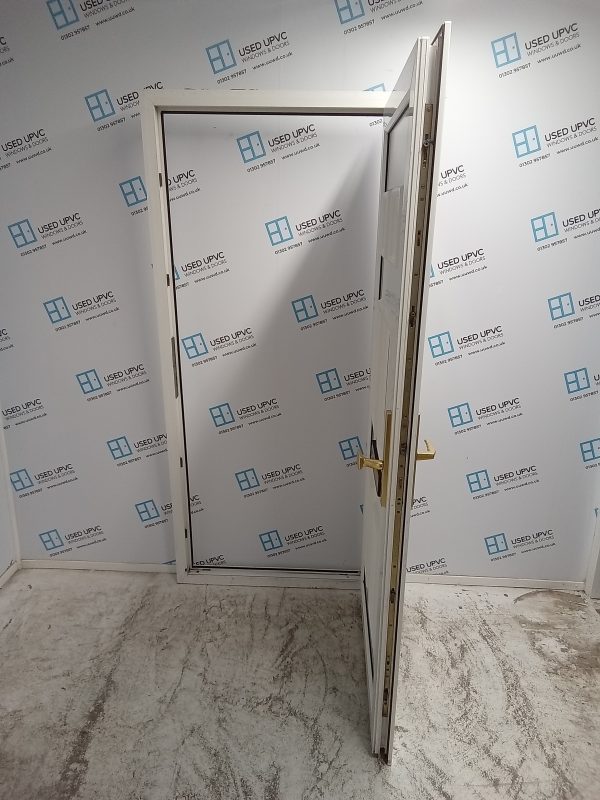 Used White Upvc Front Door 920mm x 2055mm 0277 - Image 3