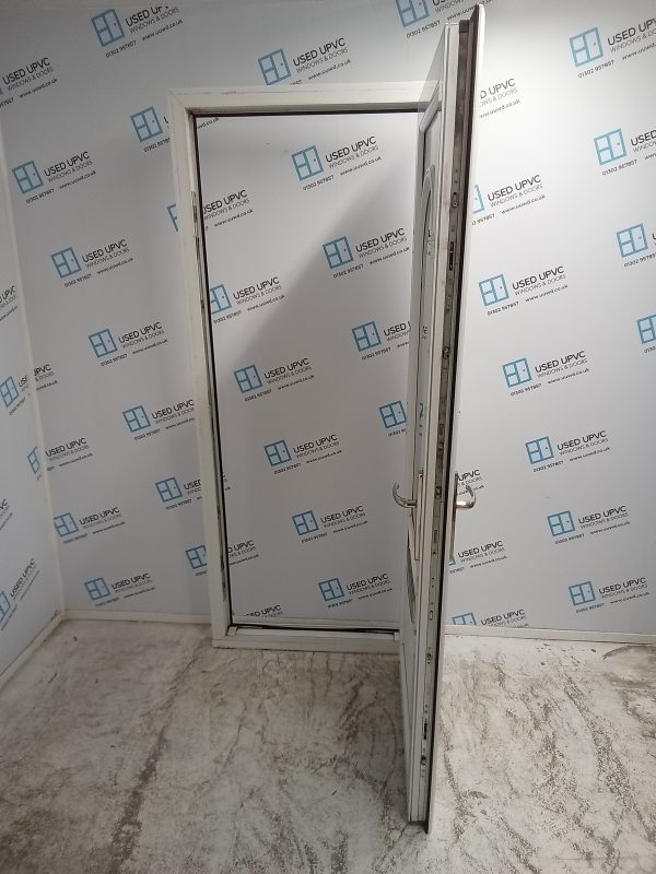 Used White Upvc Front Door 885mm x 2080mm 0283 - Image 3