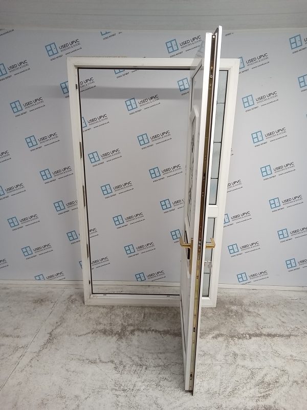 Used White Upvc Front Door And Side Panel 1210mm x 2060mm DS029 - Image 3