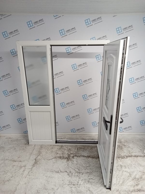 Used White Upvc Front Door And Side Panel 1440mm x 1910mm DS002 - Image 3