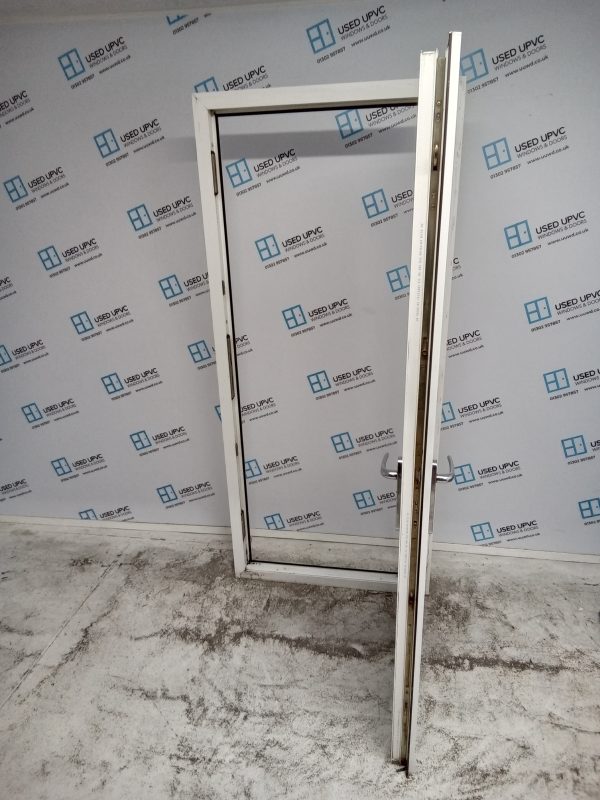 Used White Upvc Front Door 900mm x 2035mm (reduce to 885mm) 0513 - Image 3
