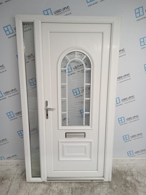 Used White Upvc Front Door And Side Panel 1170mm x 2100mm (reduce to 1135mm) DS026