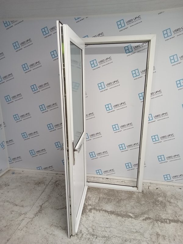 Used White Upvc Front Door 900mm x 2070mm 0805 - Image 3