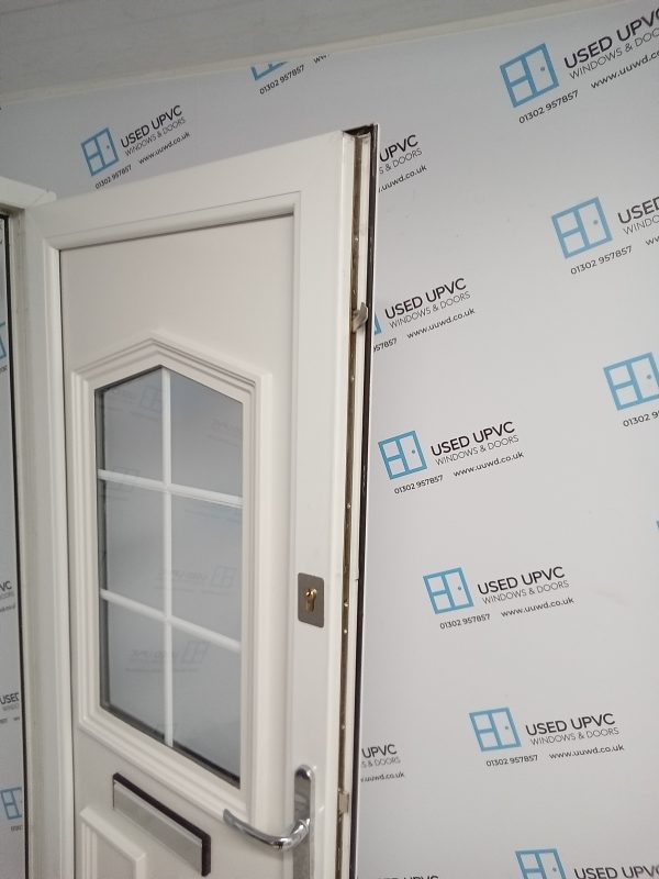 Used White Upvc Front Door 890mm x 2070mm 0114 - Image 4