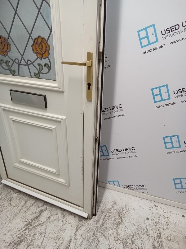 Used White Upvc Front Door 950mm x 2100mm 0338 - Image 5