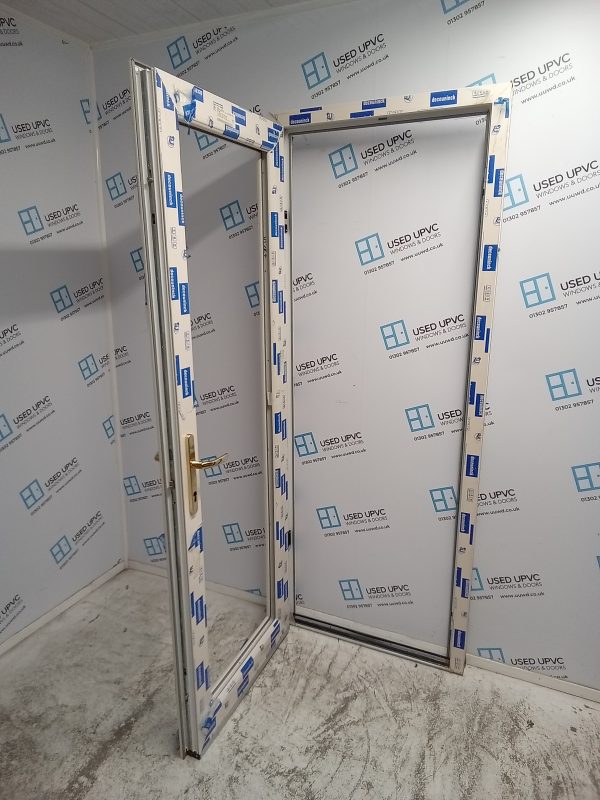 Brand New Cream Upvc Unglazed Door 800mm x 2055mm ND39 - Image 3