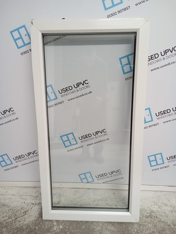 Used White Upvc Window 565mm x 1095mm W0001