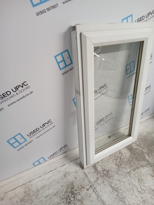 Used White Upvc Window 615mm x 1035mm W0138 - Image 4
