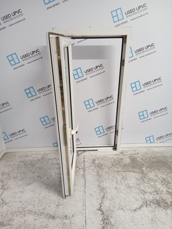 Used White Upvc Window 590mm x 1210mm W0051 - Image 3