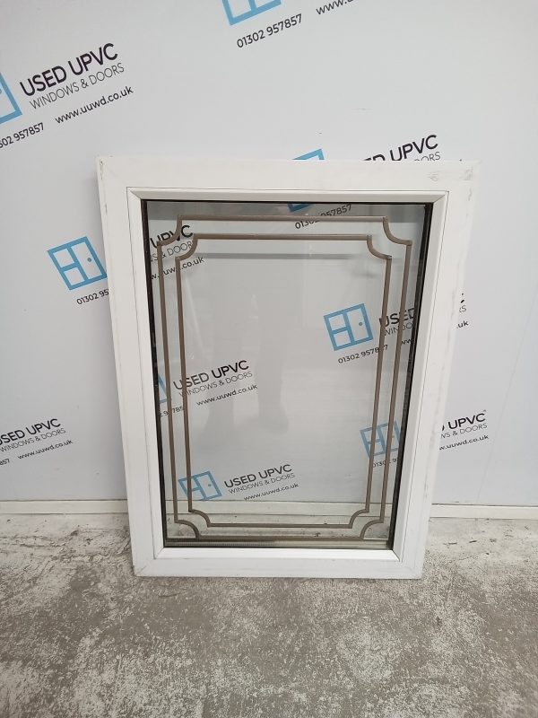 Used White Upvc Window 690mm x 930mm W0111
