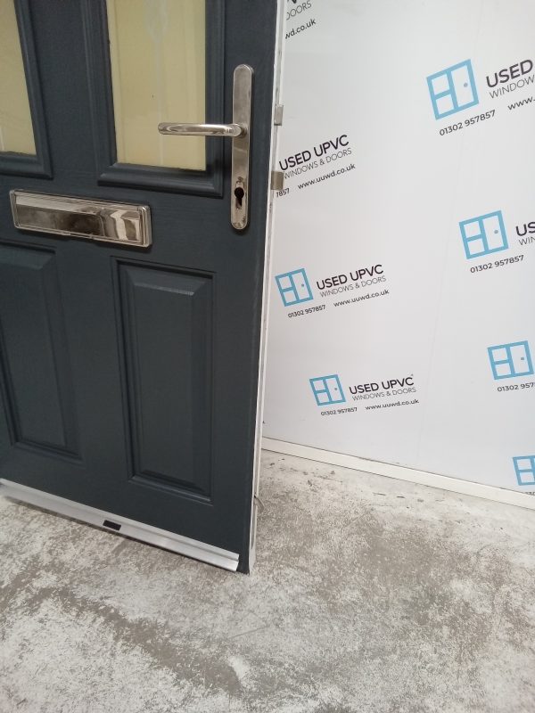 Used Anthracite Grey Composite Front Door 900mm x 2045mm 0635 - Image 5