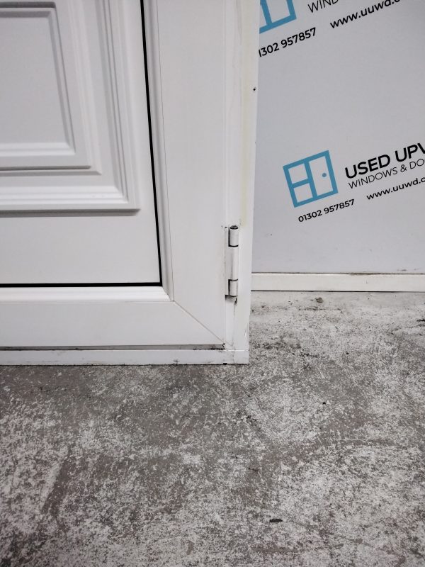 Used White Upvc Front Door 860mm x 2070mm 0003 - Image 8