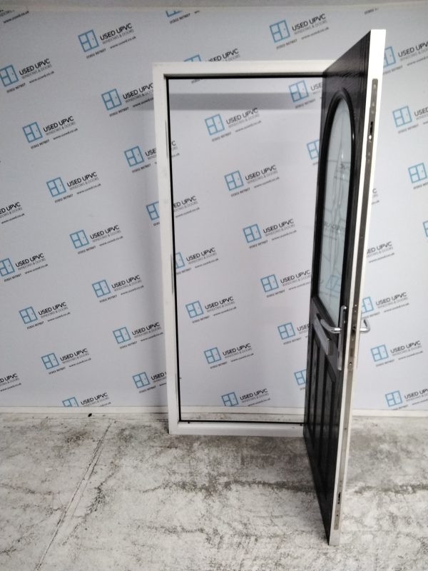 Used Brown Composite Front Door 900mm x 2050mm 0015 - Image 3