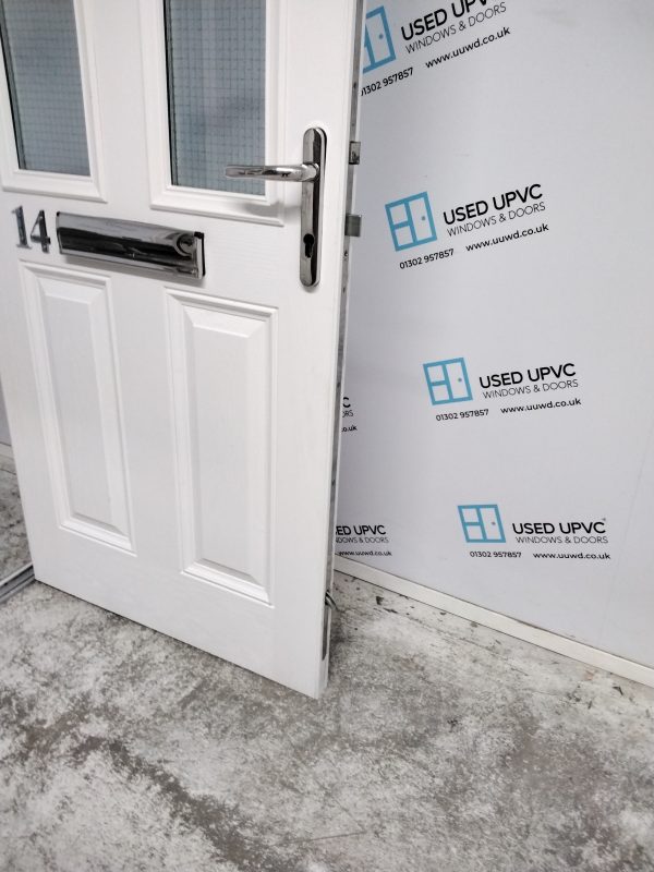 Used White Composite Front Door 900mm x 2070mm 0094 - Image 5