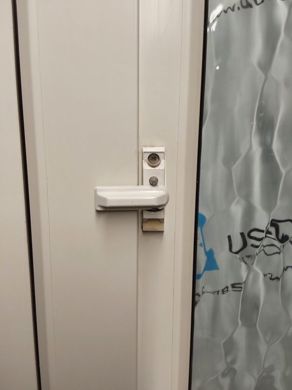 Used White Upvc Front Door And Side Panels 1525mm x 2030mm DS008 - Image 5