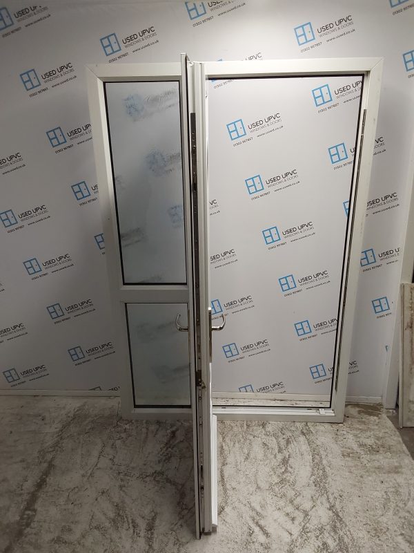 Used White Upvc Front Door And Side Panel 1400mm x 2070mm DS013 - Image 3